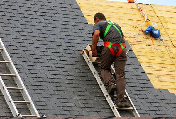 Lithia Residents Call Us for Affordable Roofing Services