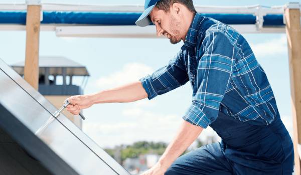 Roof Repair – Dealing with HOA During Roof Repairs & More